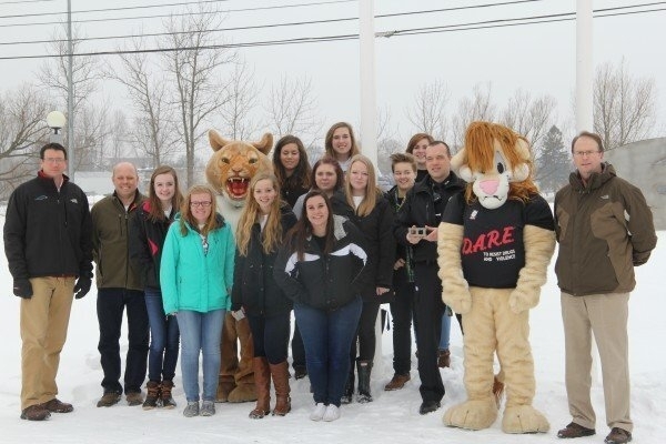 Dare Group Flag Pole 600 400 90